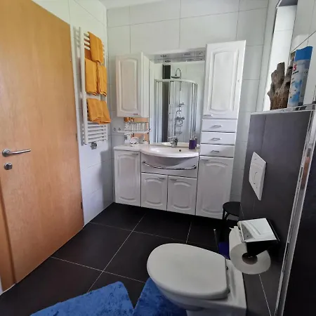 Frischmann Klaudia Apartamento *
